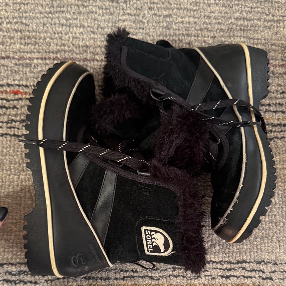 Sorel Black and Cream Fur-Lined Boots